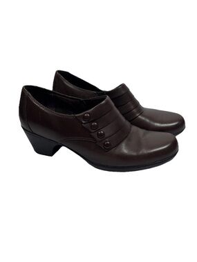 CLARKS BENDABLES Women's 9M- Brown Leather Slip On Booties Short Ankle Boots